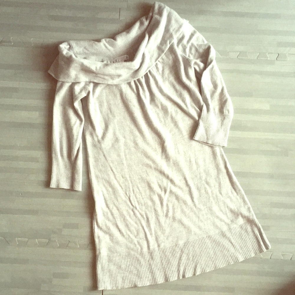 tunic sweater • 3/4 sleeve • off-the-shoulder/cowl